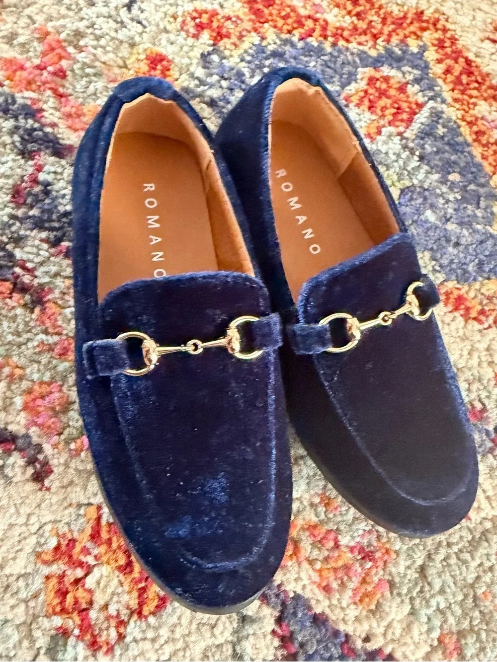 Romano blue Velvet Loafers toddler Boys Size 7 perfect condition Smoke pet free